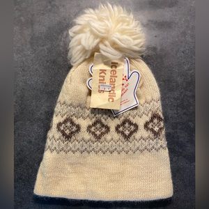 Vintage Roasty Toasty Ski Hat